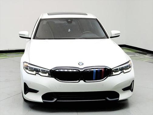 2019 BMW 330 330i