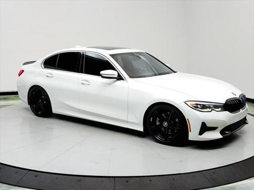 2019 BMW 330 330i
