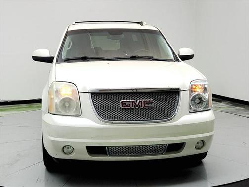 2011 GMC Yukon XL Denali