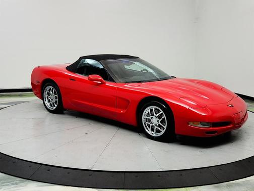 Red 2000 Chevrolet Corvette Base