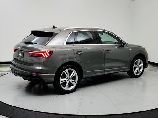 2020 Audi Q3 45 S line Premium