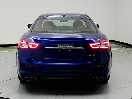 2018 Maserati Ghibli Base