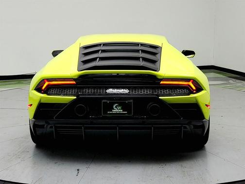 2020 Lamborghini Huracan EVO LP 640-4 EVO AWD