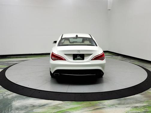 2016 Mercedes-Benz CLA-Class Base