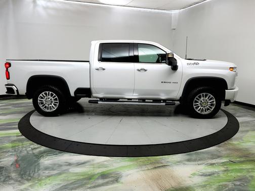 2022 Chevrolet Silverado 2500 High Country