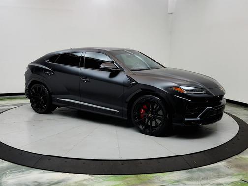 2019 Lamborghini Urus Base
