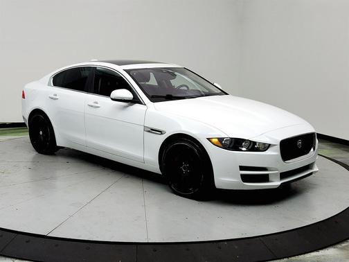 2017 Jaguar XE 25t Prestige