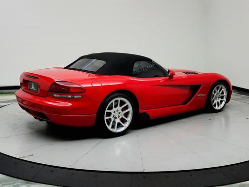 2005 Dodge Viper SRT-10