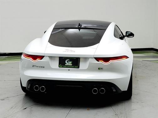White 2015 Jaguar F-TYPE R