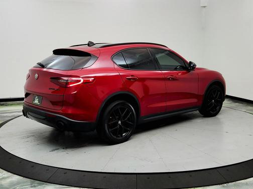 2019 Alfa Romeo Stelvio Base