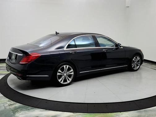 2016 Mercedes-Benz S-Class S550