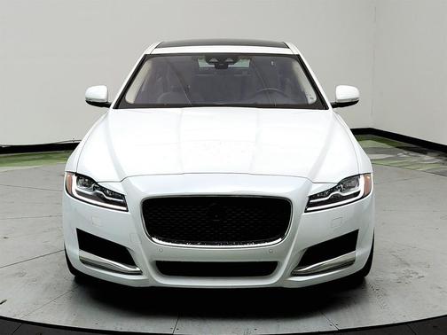 2020 Jaguar XF 30t Prestige