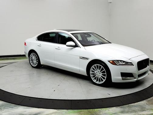 2020 Jaguar XF 30t Prestige