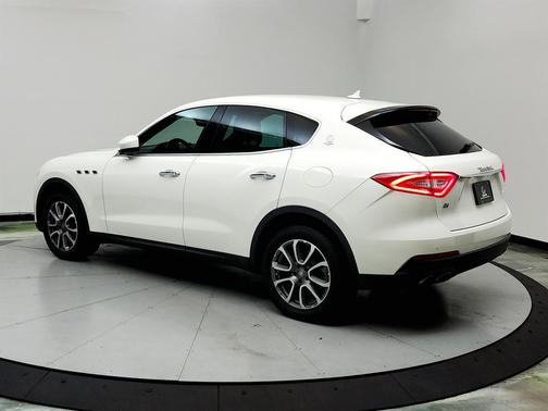 2018 Maserati Levante Base