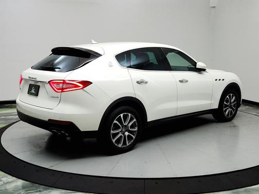 2018 Maserati Levante Base
