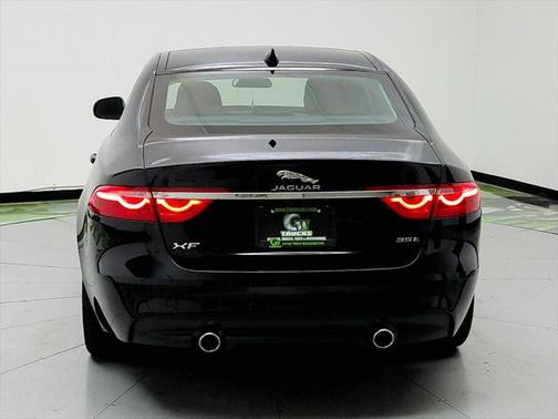 2016 Jaguar XF 35t Prestige