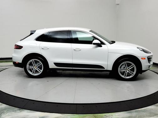 2018 Porsche Macan S