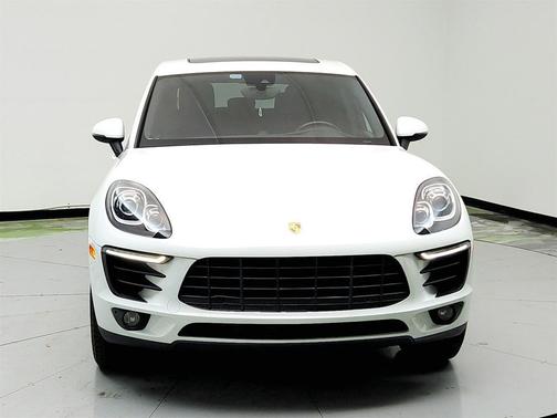 2017 Porsche Macan Base