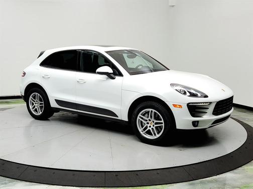 2017 Porsche Macan Base
