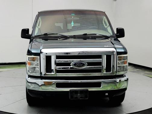 2008 Ford E150 Base
