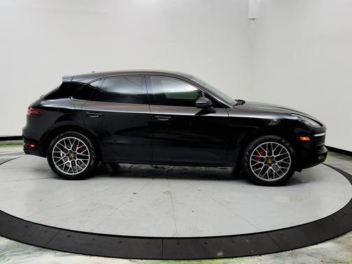 2018 Porsche Macan GTS