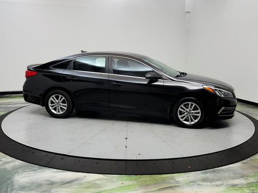 Black 2015 Hyundai SONATA SE