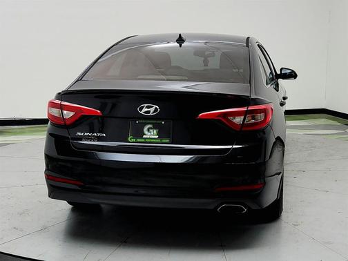 Black 2015 Hyundai SONATA SE