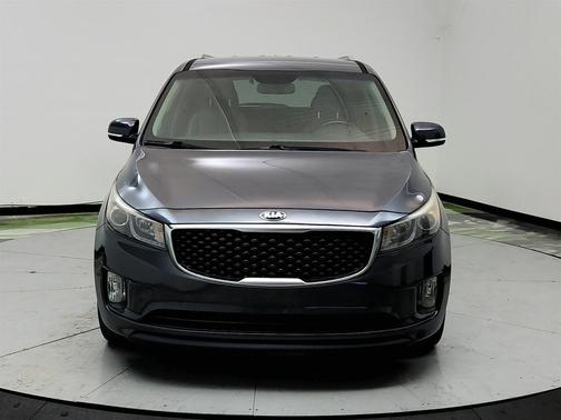 Gray 2016 Kia Sedona SX