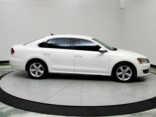 2012 Volkswagen Passat 2.5 SE