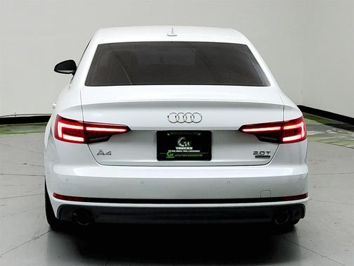 2018 Audi A4 2.0T Premium Plus