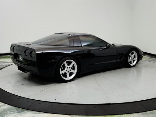 2001 Chevrolet Corvette Base