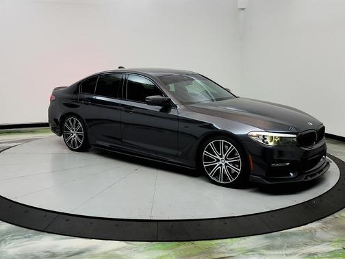 Gray 2018 BMW 540 540i