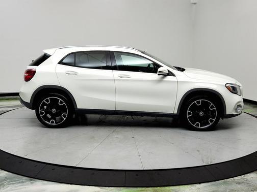 2018 Mercedes-Benz GLA 250 Base