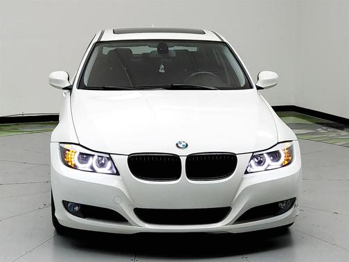 2011 BMW 328 328i