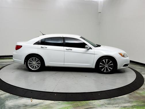 White 2012 Chrysler 200 Limited