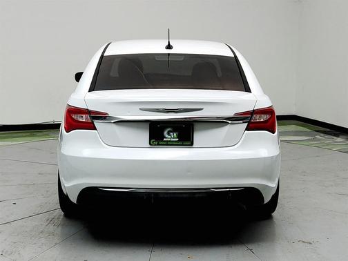 White 2012 Chrysler 200 Limited