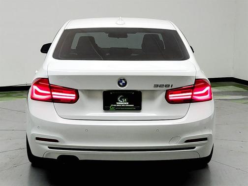 2016 BMW 328 328i