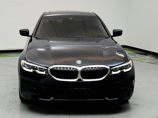 2019 BMW 330 330xi