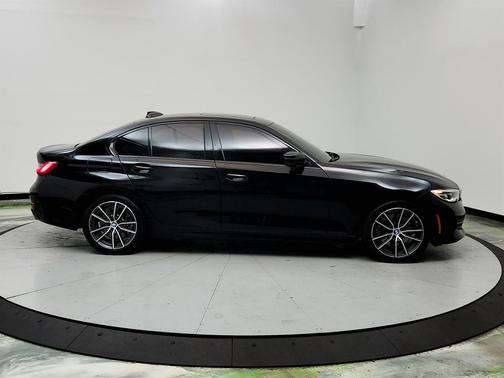 2019 BMW 330 330xi