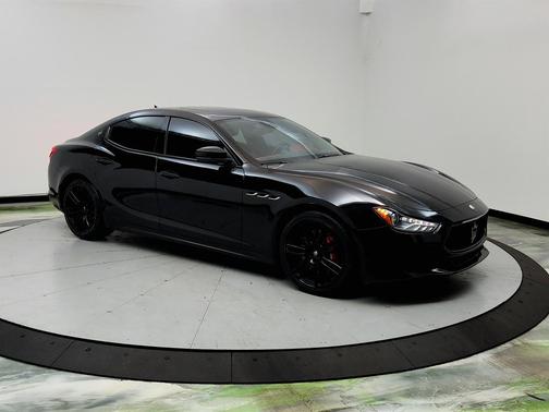 Black 2019 Maserati Ghibli Base