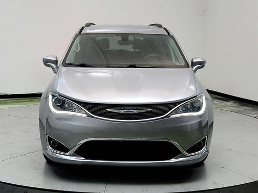 Aluminum 2019 Chrysler Pacifica Touring L