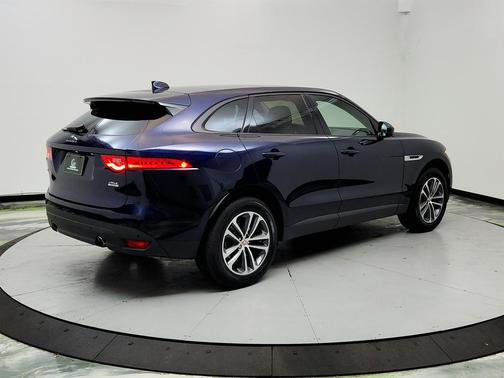 2018 Jaguar F-PACE 25t Premium