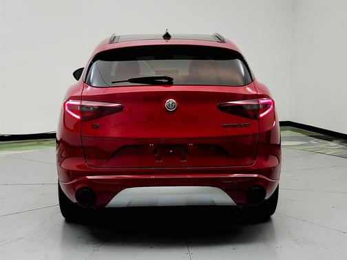 2022 Alfa Romeo Stelvio Ti