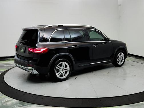 Black 2020 Mercedes-Benz GLB 250 Base
