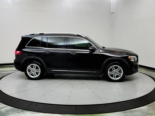 Black 2020 Mercedes-Benz GLB 250 Base