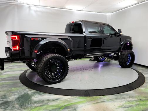 2022 Ford F-450 Platinum