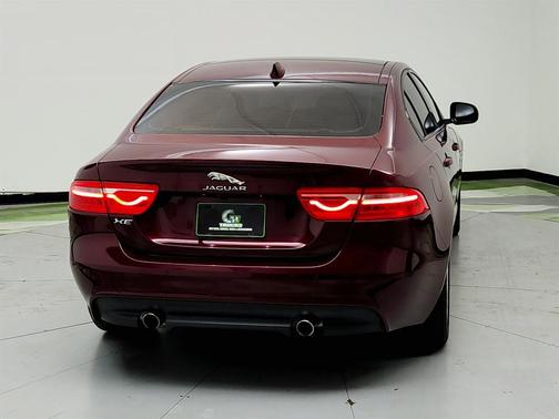 2017 Jaguar XE 25t