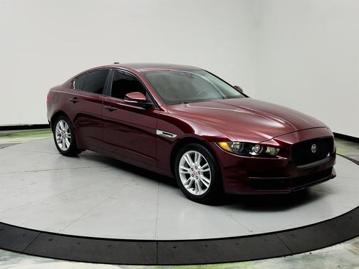 2017 Jaguar XE 25t