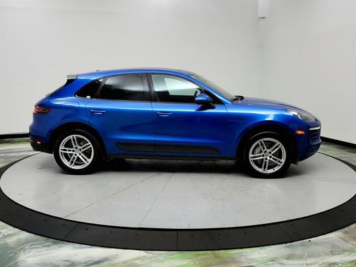 2015 Porsche Macan S