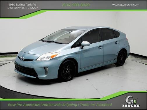 Green 2015 Toyota Prius Two